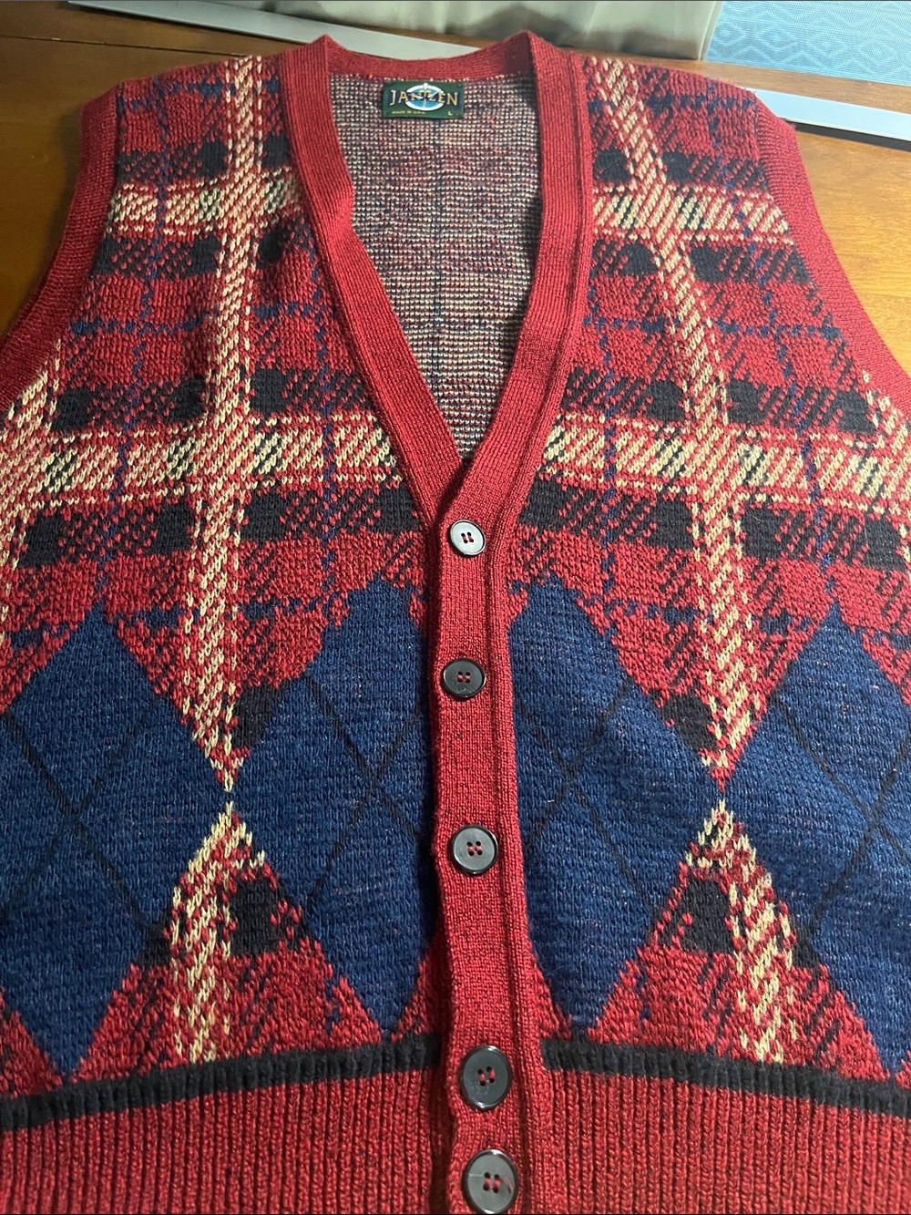 VTG Jantzen Red, Navy & Cream Plaid Knit Button Vest Large